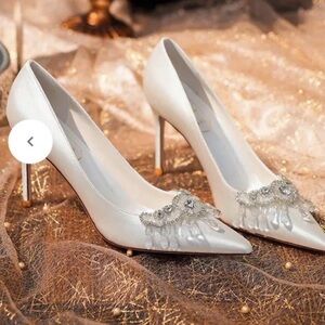Elegant White Crystal Embellished Pointed Toe Heels